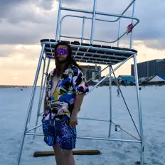 收听 Will Barnhart、观看音乐视频、阅读小传、查看巡演日期等 ！