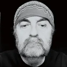 收听 Ronnie Cox、观看音乐视频、阅读小传、查看巡演日期等 ！