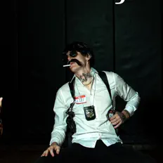 Ouça Betelgeuse, assista a videoclipes, leia a biografia, veja as datas das turnês e mais!