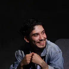 Onur Adem을(를) 듣고, 뮤직 비디오를 보고, 약력을 읽고, 투어 일정 등을 확인하세요!