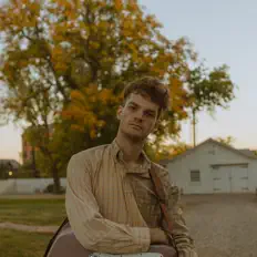 Luister naar Reel Boy, bekijk muziekvideo's, lees de bio, bekijk de tourdata, en meer!