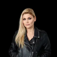 Posłuchaj wykonawcy Marnie Stern, obejrzyj teledyski, przeczytaj biografię, zobacz daty tras koncertowych i nie tylko!