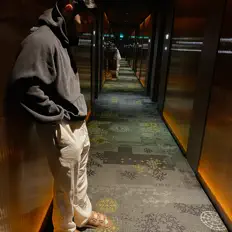 Écoutez Karmiendo, regardez des vidéoclips, lisez la biographie, consultez les dates de tournée et plus encore !