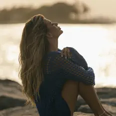 Ouça KALASOVA, assista a videoclipes, leia a biografia, veja as datas das turnês e mais!