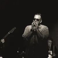 undefined: песни, клипы, биография, даты выступлений и многое другое.