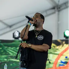 E-Proc_the Hybrid सुनें, म्यूज़िक वीडियो देखें, बायो पढ़ें, दौरे की तारीखें और बहुत कुछ देखें!