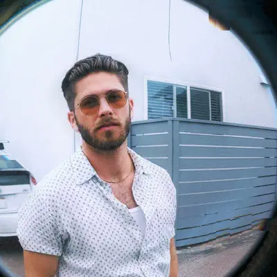 Listen to Jay Rence, watch music videos, read bio, see tour dates & more!