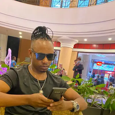 Listen to Yiya mozey, watch music videos, read bio, see tour dates & more!