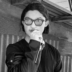 聆聽 Lill 9teen666、觀看音樂影片、閱讀小傳、查看巡演日期等！