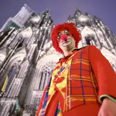 Hör dir Kranz an, schau dir Musikvideos an, lies die Biografie, finde Tourdaten und mehr!