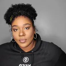 Latina Marie을(를) 듣고, 뮤직 비디오를 보고, 약력을 읽고, 투어 일정 등을 확인하세요!