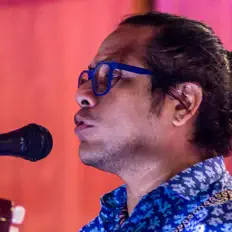 Listen to Oscar Garcia, watch music videos, read bio, see tour dates & more!