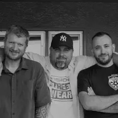 Orange Whipを聴いたり、ミュージックビデオを鑑賞したり、経歴やツアー日程などを確認したりしましょう！