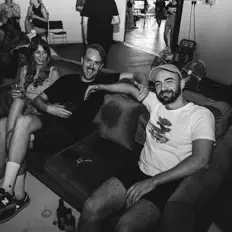 The Ha'pennies: песни, клипы, биография, даты выступлений и многое другое.