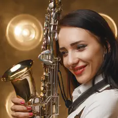 Dinner & Saxophone Jazzを聴いたり、ミュージックビデオを鑑賞したり、経歴やツアー日程などを確認したりしましょう！