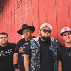 The Ranch Road Bandを聴いたり、ミュージックビデオを鑑賞したり、経歴やツアー日程などを確認したりしましょう！