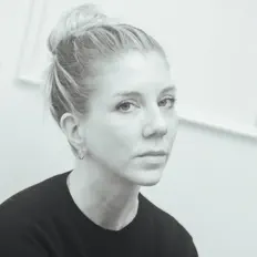 Therese Strasser सुनें, म्यूज़िक वीडियो देखें, बायो पढ़ें, दौरे की तारीखें और बहुत कुछ देखें!