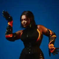 Escucha a undefined, mira vídeos musicales, lee la biografía, consulta fechas de giras y mucho más.