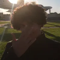 Hör dir undefined an, schau dir Musikvideos an, lies die Biografie, finde Tourdaten und mehr!