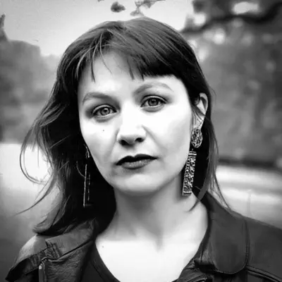 Listen to Heidi Berry, watch music videos, read bio, see tour dates & more!