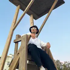 feu rex dinle, müzik videolarını izle, biyografisini oku, tur tarihlerini ve daha fazlasını gör!