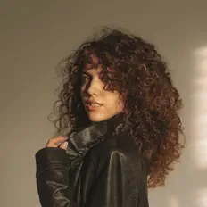 Poslechněte si interpreta SHALUBA, sledujte hudební videa, přečtěte si životopis, podívejte se na data turné a další informace.