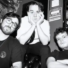 Écoutez The Upstart Crows, regardez des vidéoclips, lisez la biographie, consultez les dates de tournée et plus encore !