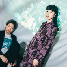 聆聽 ecke、觀看音樂影片、閱讀小傳、查看巡演日期等！