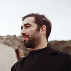 Ozan Sarohanを聴いたり、ミュージックビデオを鑑賞したり、経歴やツアー日程などを確認したりしましょう！