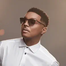 收听 Devon Howard、观看音乐视频、阅读小传、查看巡演日期等 ！