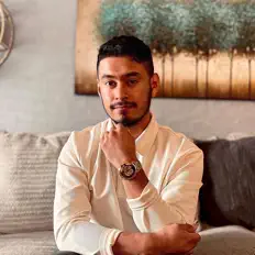 Arnold Rivera dinle, müzik videolarını izle, biyografisini oku, tur tarihlerini ve daha fazlasını gör!