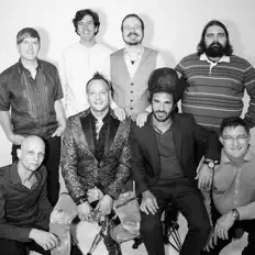 The Highlife Band dinle, müzik videolarını izle, biyografisini oku, tur tarihlerini ve daha fazlasını gör!