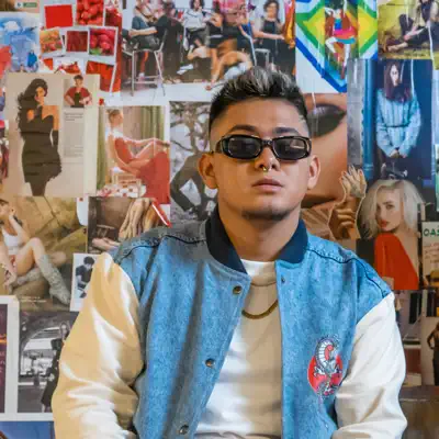 Listen to Andro Skrt, watch music videos, read bio, see tour dates & more!