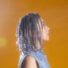 Dengarkan Frankie Paris, tonton video musik, baca bio, lihat tanggal tur & lainnya!
