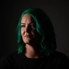 Escucha a Jen Stevens, mira vídeos musicales, lee la biografía, consulta fechas de giras y mucho más.
