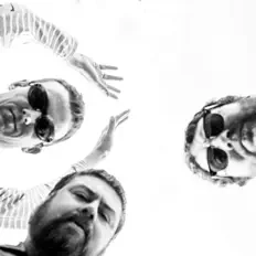 Dirty Circus सुनें, म्यूज़िक वीडियो देखें, बायो पढ़ें, दौरे की तारीखें और बहुत कुछ देखें!