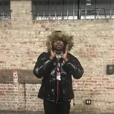Lil Teoを聴いたり、ミュージックビデオを鑑賞したり、経歴やツアー日程などを確認したりしましょう！