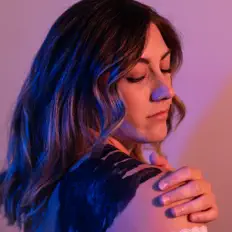 Listen to Sarah Golden, watch music videos, read bio, see tour dates & more!