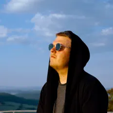 Listen to Ben Haviour, watch music videos, read bio, see tour dates & more!