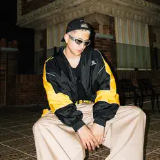 Luister naar Montano, bekijk muziekvideo's, lees de bio, bekijk de tourdata, en meer!