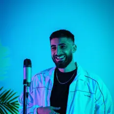 G.LAZ dinle, müzik videolarını izle, biyografisini oku, tur tarihlerini ve daha fazlasını gör!