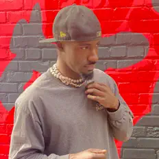 Posłuchaj wykonawcy Jodi, obejrzyj teledyski, przeczytaj biografię, zobacz daty tras koncertowych i nie tylko!