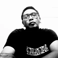 收听 Aliandi、观看音乐视频、阅读小传、查看巡演日期等 ！