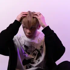 TW1XXを聴いたり、ミュージックビデオを鑑賞したり、経歴やツアー日程などを確認したりしましょう！