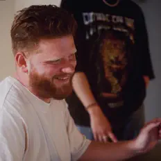 Dengarkan Choppede, tonton video musik, baca bio, lihat tanggal tur & lainnya!