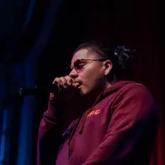 Ouve So.Los, vê vídeos de música, lê a biografia, vê as datas da digressão e muito mais!