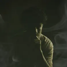 Zehnehを聴いたり、ミュージックビデオを鑑賞したり、経歴やツアー日程などを確認したりしましょう！