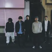 Dengarkan undefined, tonton video musik, baca bio, lihat tanggal tur & lainnya!