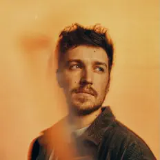 Listen to Seth Cagle, watch music videos, read bio, see tour dates & more!