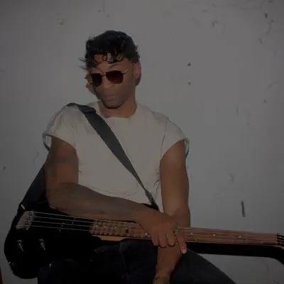 Listen to Caleb Kalz, watch music videos, read bio, see tour dates & more!